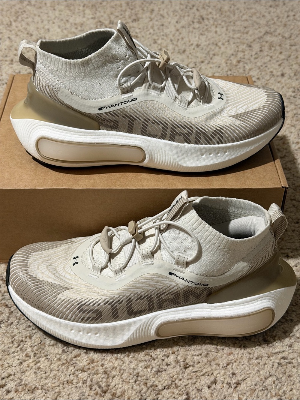 UNDER ARMOUR PHANTOM 4 HOVR STORM TRAINERS Summit White/White Quartz/ Anthracite